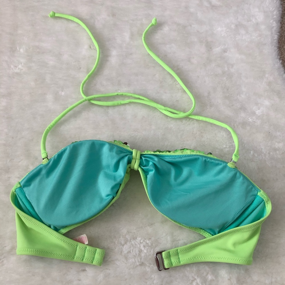 Victoria’s Secret Bikini Top - Picture 6 of 7